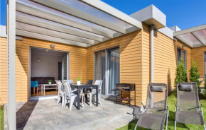 Lovely Home In Rewal With Jacuzzi, Rewal